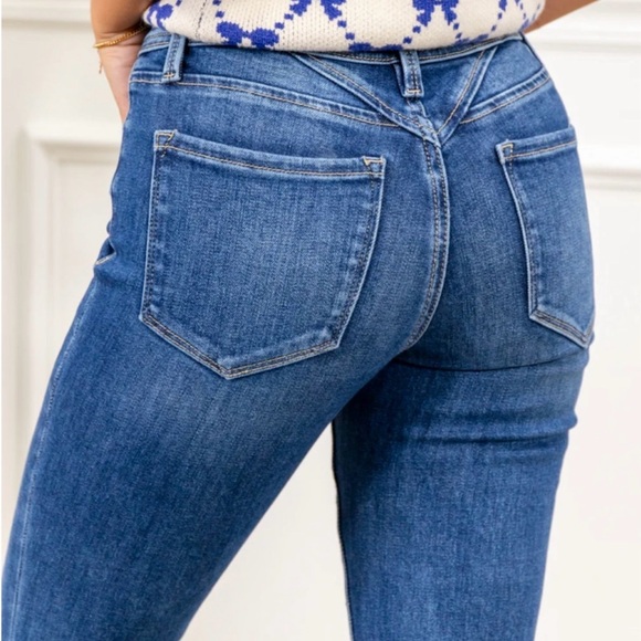 NWT - ‘Dip it Low’ Yoke Back Bootcut Jeans - Picture 4 of 10